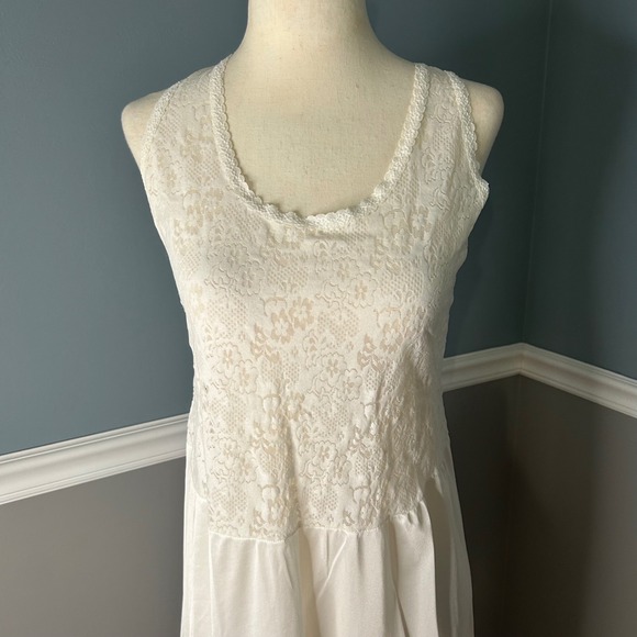 Vintage Lace Slip nightgown Sleeveless‎ Midi Length White Lingerie Size M - Picture 2 of 7
